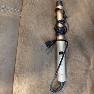 Remington Gold and Black Curling Wand